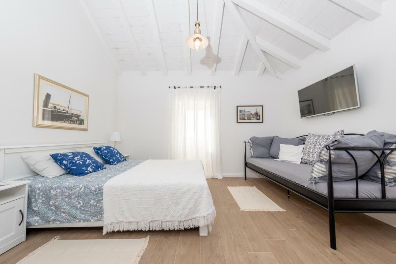 Villa Santa Eufemia Sutomiscica Esterno foto