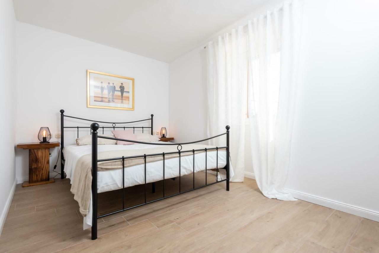 Villa Santa Eufemia Sutomiscica Esterno foto